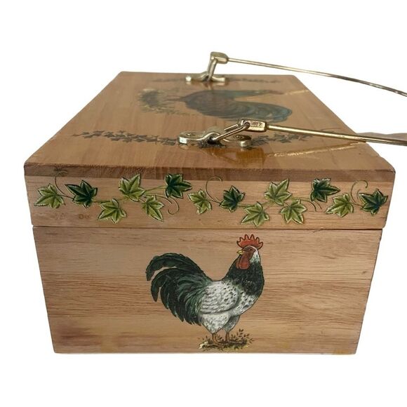 VINTAGE Handmade Decoupage Wooden Box Purse - Picture 4 of 10